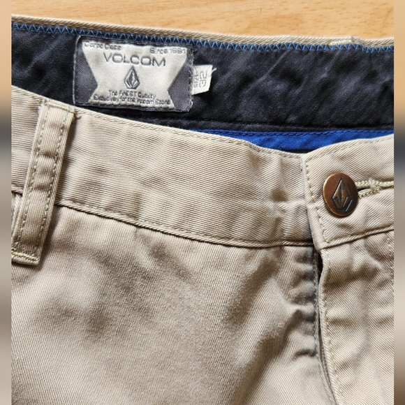 Volcom Shorts‎ Khaki - Picture 5 of 6